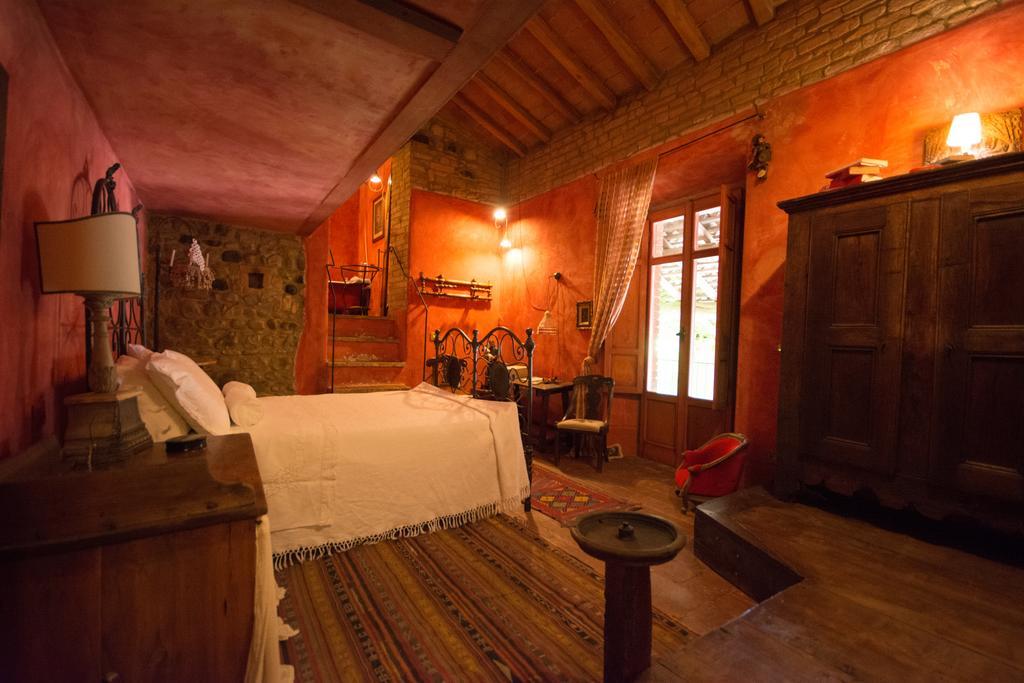 Gossolengo Locanda Dei Melograni מראה חיצוני תמונה